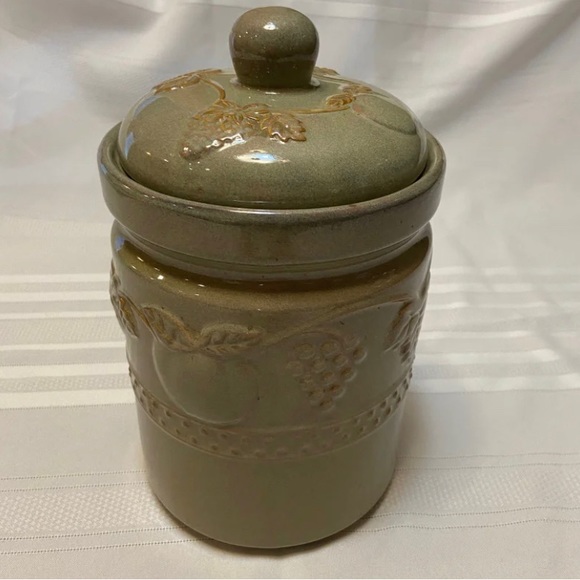 Ceramic Cookie Storage Decorative Kitchen Decor Decanter- EUC - Picture 1 of 9